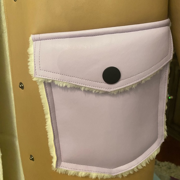 Stand Studio - Picture 4 of 5